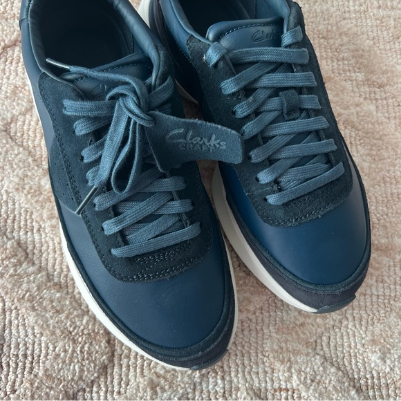 [Clarks] Navy Blue Sneakers Low-Top Lace-Up - Picture 3 of 6